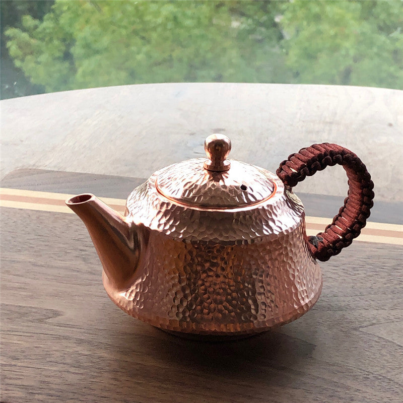 Handcrafted Small Copper Teapot for Daily Rituals – Inner Serenity