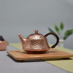 Handcrafted Small Copper Teapot for Daily Rituals – Inner Serenity