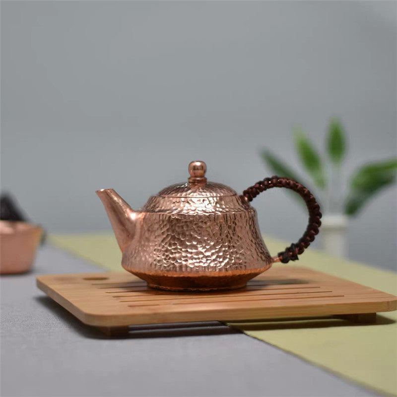 Handcrafted Small Copper Teapot for Daily Rituals – Inner Serenity