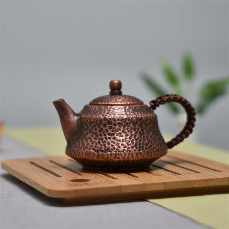 Handcrafted Small Copper Teapot for Daily Rituals – Inner Serenity