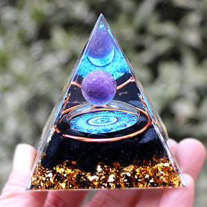 Energetic Crystal & Copper Pyramid – 6 cm