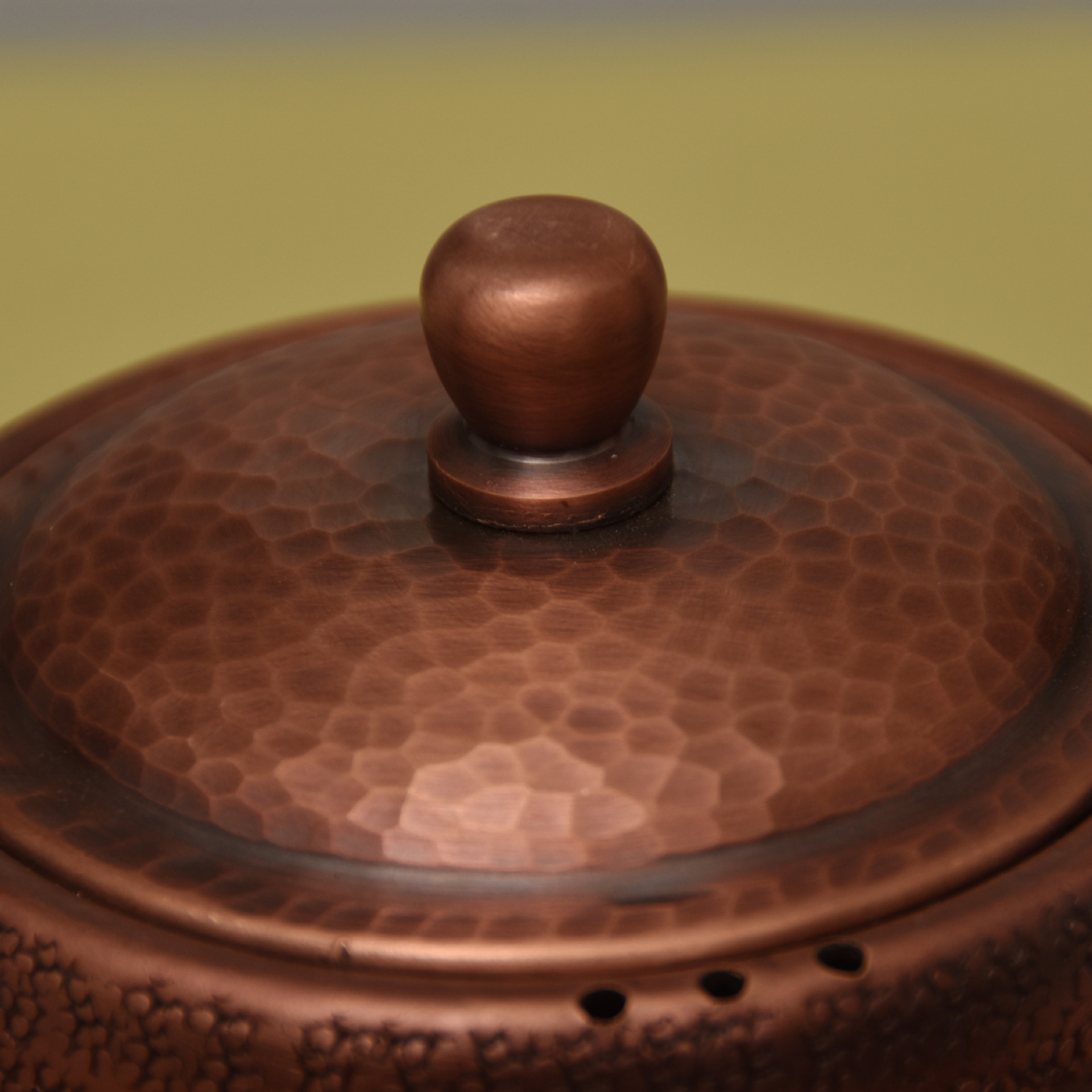 Copper Teapot – Hammered Elegance | Holistic Vitality, Timeless Design