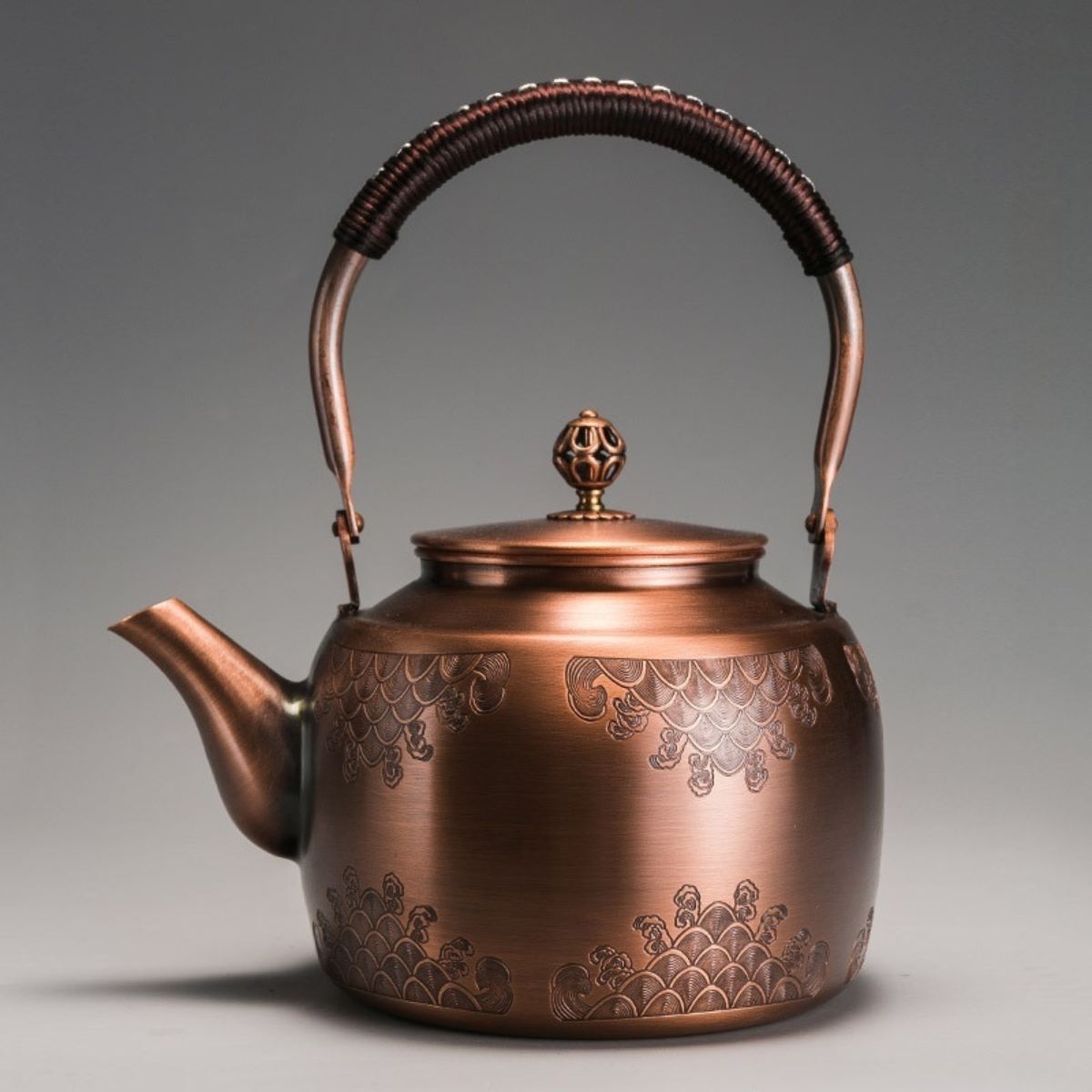 Handcrafted Copper Teapot – A Holistic Ritual for Mind, Body & Space