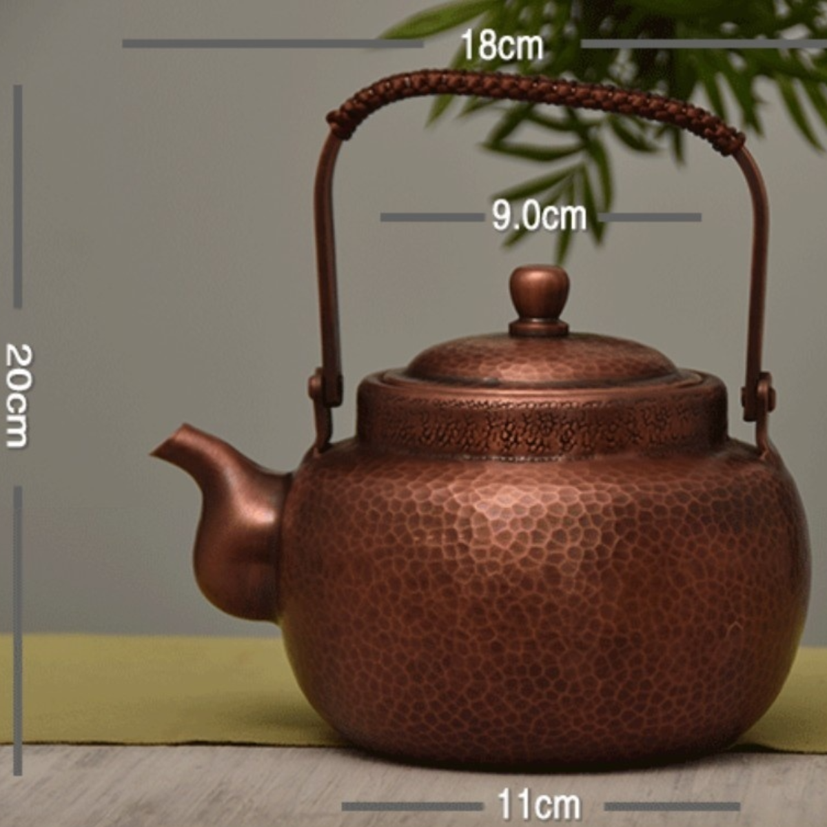 Copper Teapot – Hammered Elegance | Holistic Vitality, Timeless Design