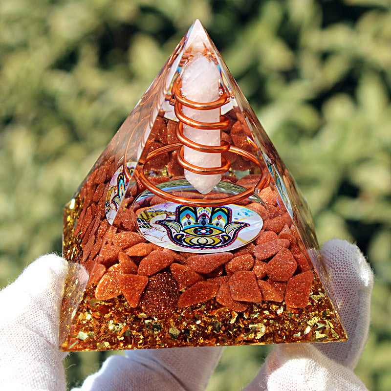Energetic Crystal & Copper Pyramid – 6 cm