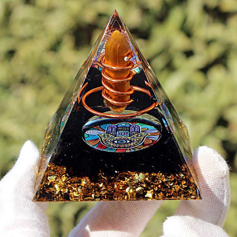 Energetic Crystal & Copper Pyramid – 6 cm